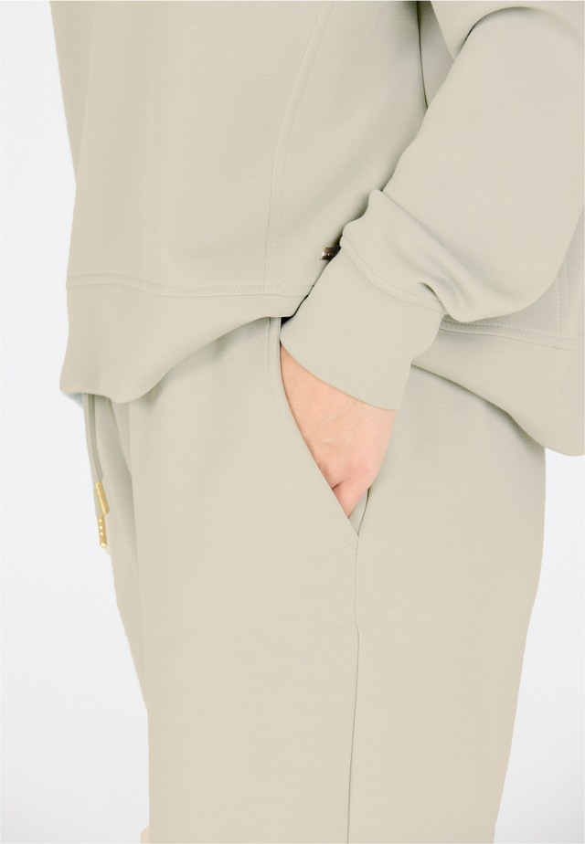 ATHLECIA Sweathose »Jacey« aus weichem Modalmix