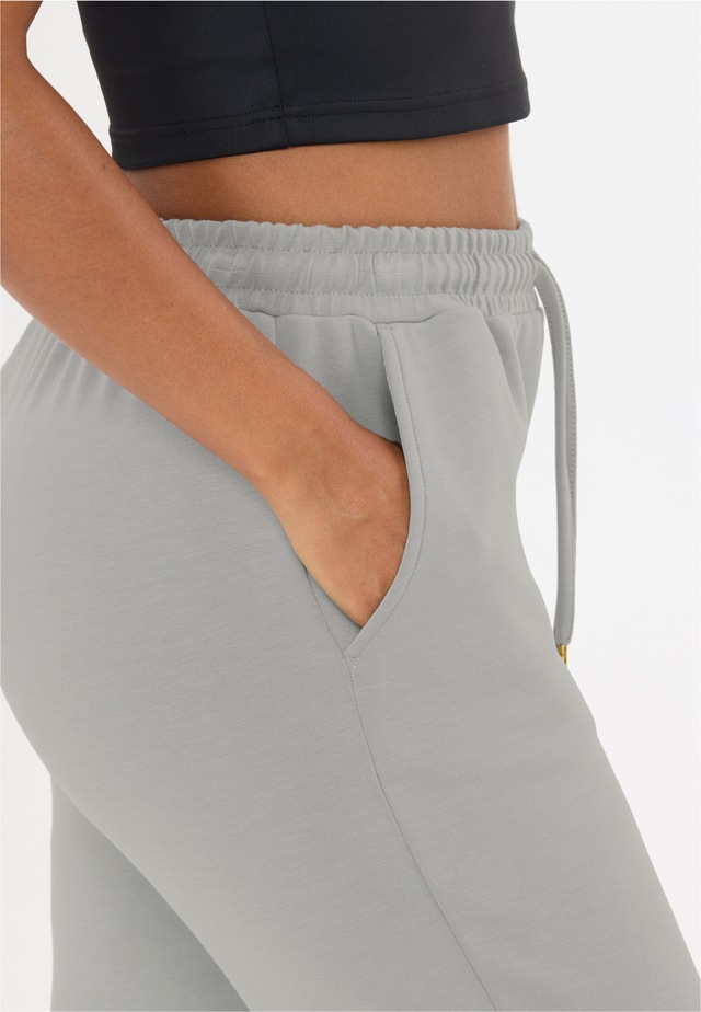 ATHLECIA Sweathose »Jacey« aus weichem Modalmix
