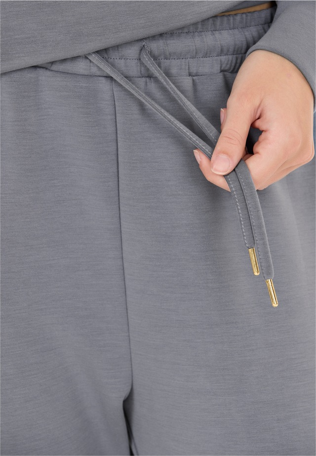 ATHLECIA Sweathose »Jacey« aus weichem Modalmix