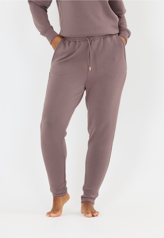 ATHLECIA Sweathose »Jacey« aus weichem Modalmix
