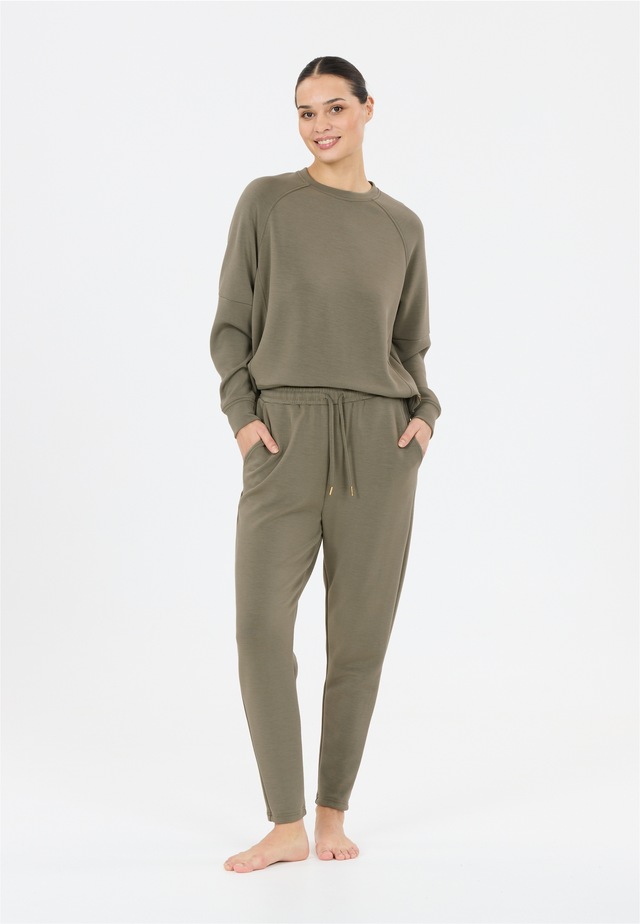 ATHLECIA Sweathose »Jacey« aus weichem Modalmix