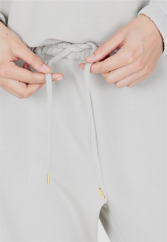 ATHLECIA Sweathose »Jacey« aus weichem Modalmix