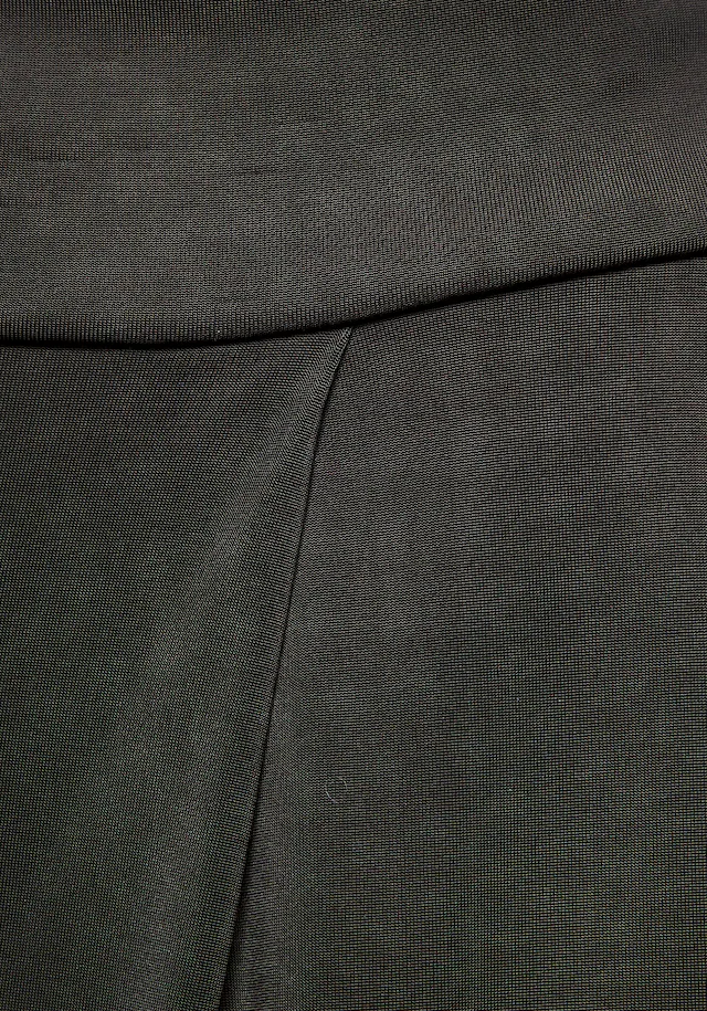 LASCANA Schlupfhose »in bequemer Passform und bügelfreiem Material« aus glatter Jerseyqualität, leichte Sommerhose mit Taschen, bügelfrei