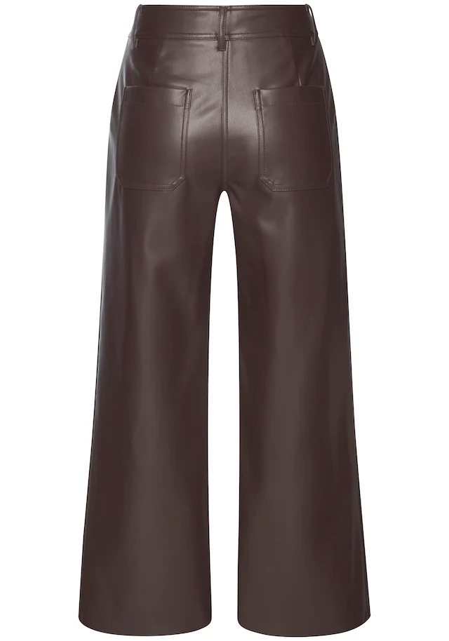 LASCANA Lederimitathose in gerader Form, Kunstleder, festlich, modern