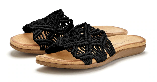 LASCANA Pantolette »Sommerschuh, offener Schuh, Mule, Sandale,« mit modischem Häkelmuster VEGAN