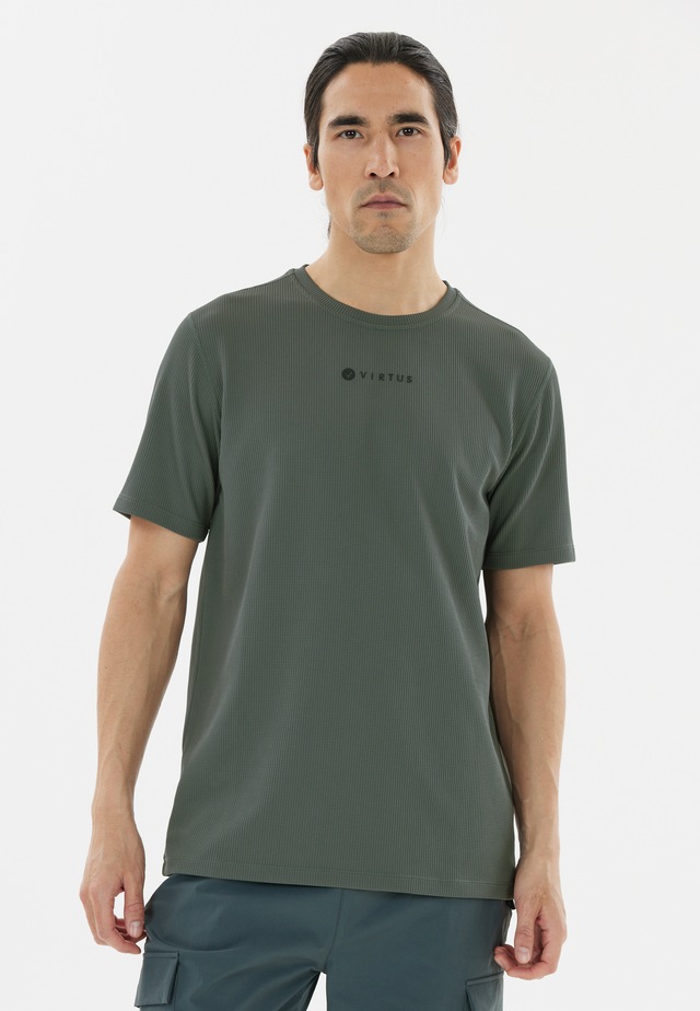 Virtus Funktionsshirt »Besto« mit Quick Dry-Technologie