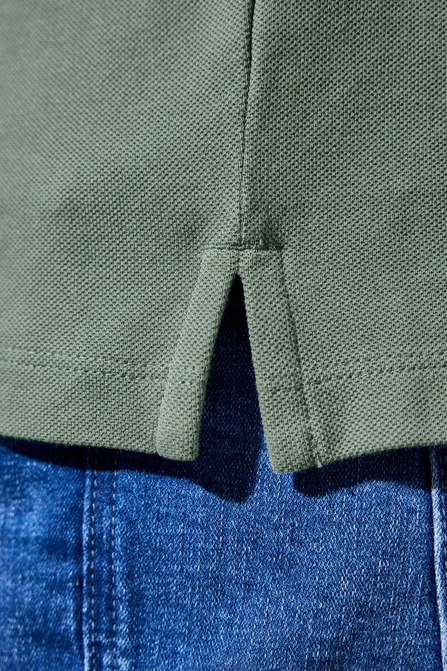John Devin Poloshirt mit großem Druck vorn aus Baumwoll-Piqué