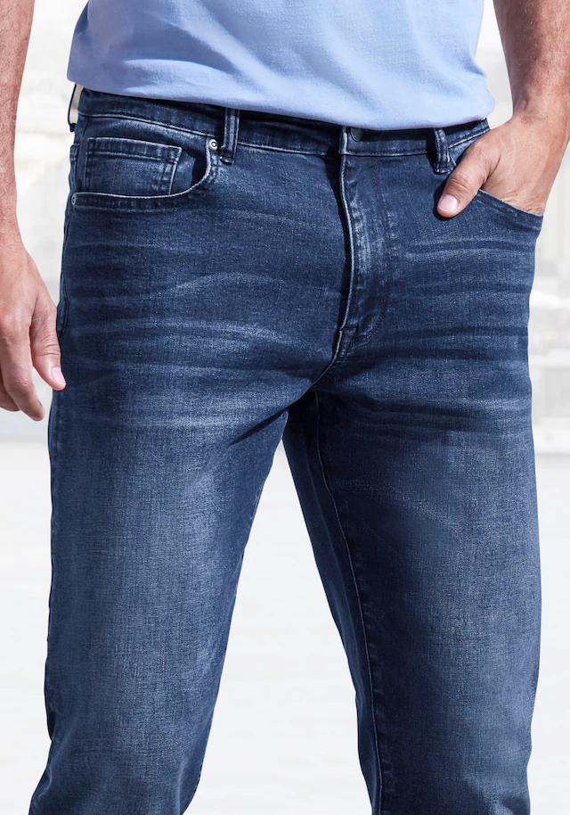 John Devin 5-Pocket-Jeans »Straight-fit Jeans« aus elastischer Denim-Qualität, in 3 Längen: 30 & 32 & 34