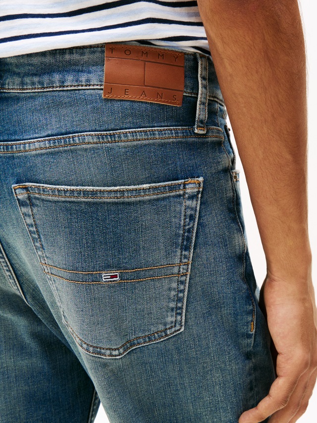 Tommy Jeans Slim-fit-Jeans »Ryan Regular Slim Straight« Slim‑Straight‑Jeans aus hochwertigem Denim regulärer Leibhöhe