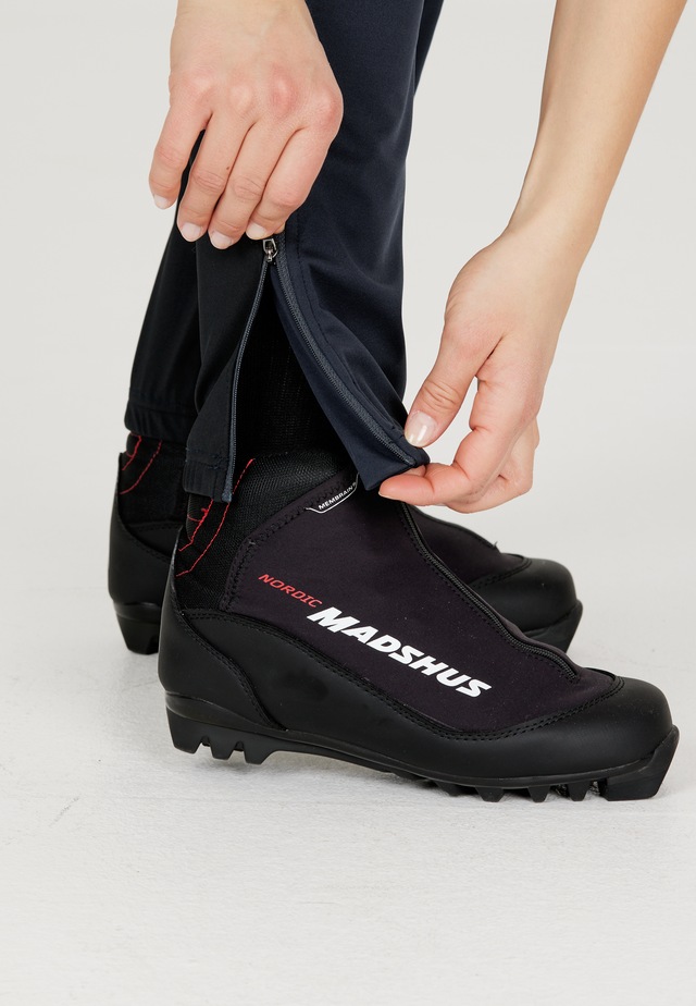 ENDURANCE Stoffhose »Lindahl« mit praktischen Reflektoren