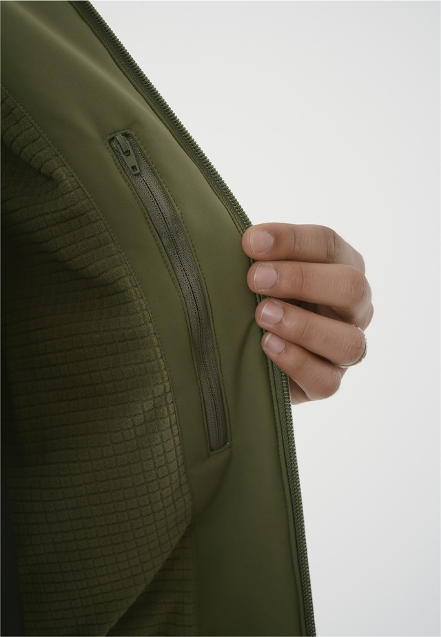 Cleptomanicx Winterjacke »Simplist« mit lockerem Schnitt