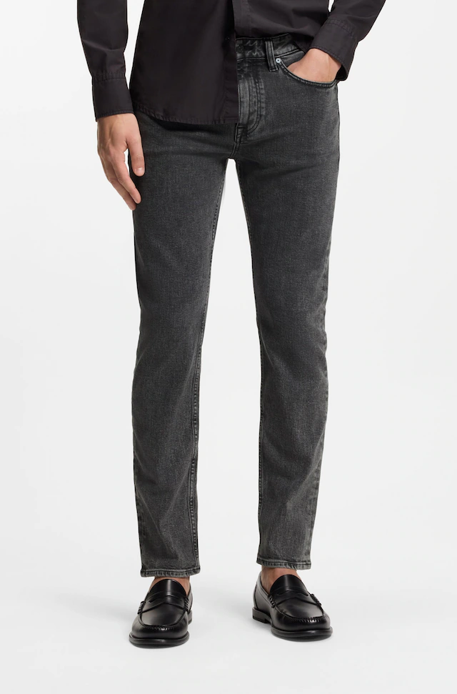 BOSS ORANGE Slim-fit-Jeans »DELAWARE BO« mit BOSS Leder-Badge
