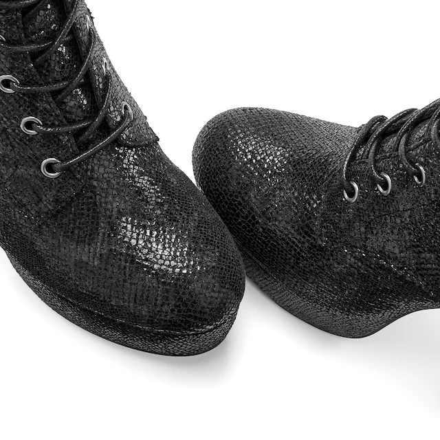 LASCANA Belle Affaire Schnürstiefelette »Stiefel« , High-Heel-Boots mit Plateauabsatz