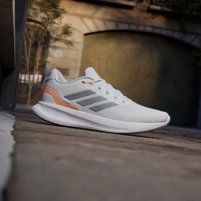 adidas Performance Laufschuh »RUNFALCON 5«