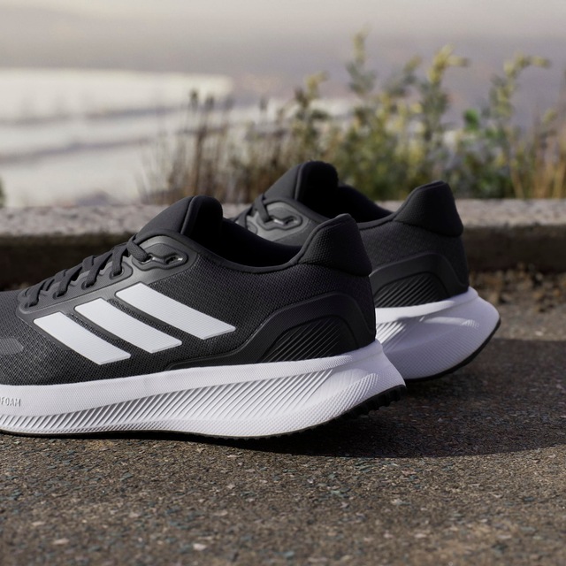adidas Performance Laufschuh »RUNFALCON 5«