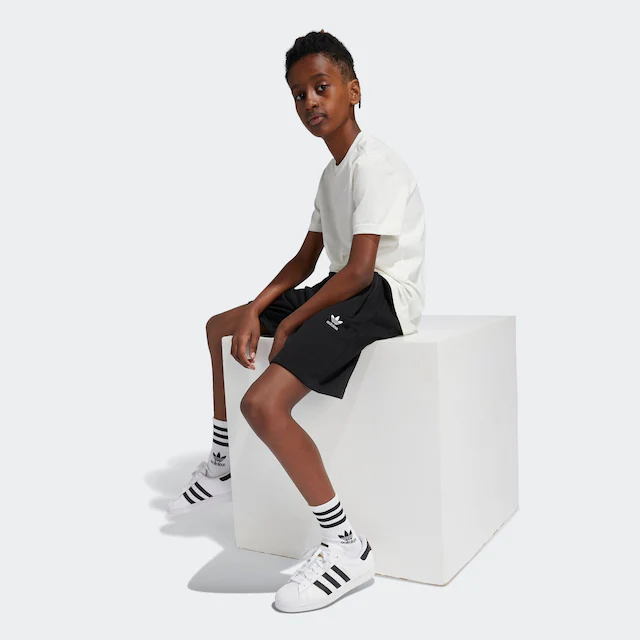 adidas Originals Shorts »SHORTS«