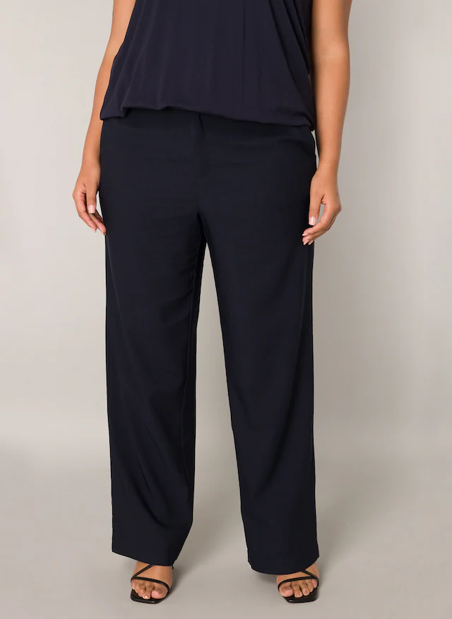 Base Level Curvy Stoffhose Sommerhose mit Schlag und Viskose