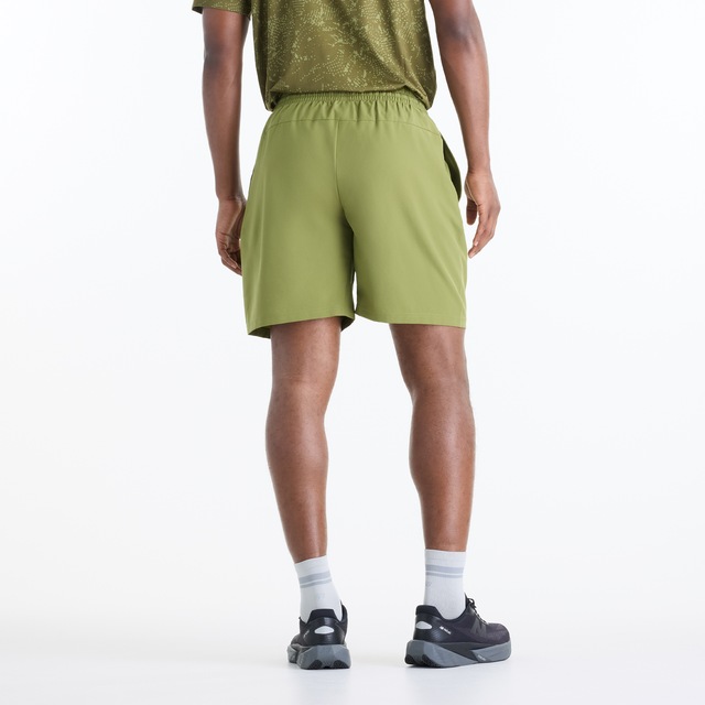 New Balance Laufshorts »SPORT ESSENTIAL SHORT 7« mit atmungsaktivem Innenslip