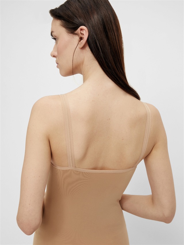 pieces Unterkleid »PCBALLROOM LONG SINGLET NOOS BC« mit Shaping-Effekt