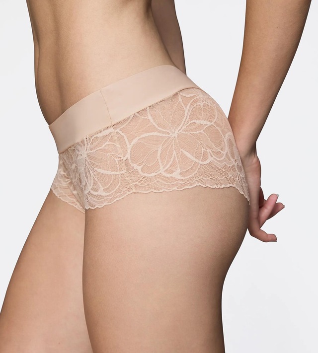 Triumph Slip »Body Make-Up Illusion Lace« florale Stretch-Spitze, glatter Bund, Mikrofaser, nahtlos
