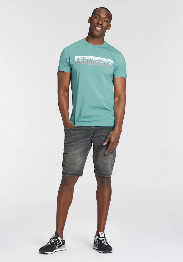Bruno Banani T-Shirt mit modischem Frontprint