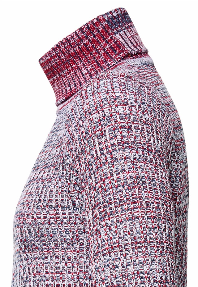 Rusty Neal Rollkragenpullover im angesagten Strickdesign