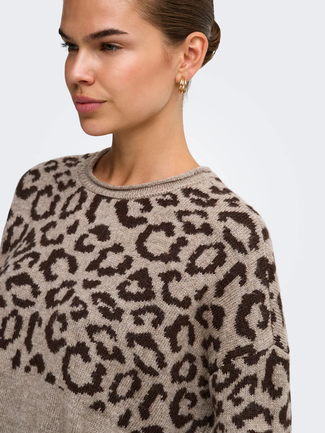 ONLY Rundhalspullover »ONLJADE ANIMAL LS O-NECK NOOS KNT« Kunstfaser, regular fit