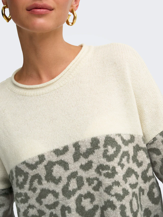 ONLY Rundhalspullover »ONLJADE ANIMAL LS O-NECK NOOS KNT« Kunstfaser, regular fit