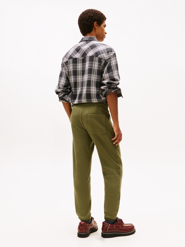 Tommy Jeans Sweathose »TJM SLIM S FLAG SWEATPANT« Mit Kordelzug