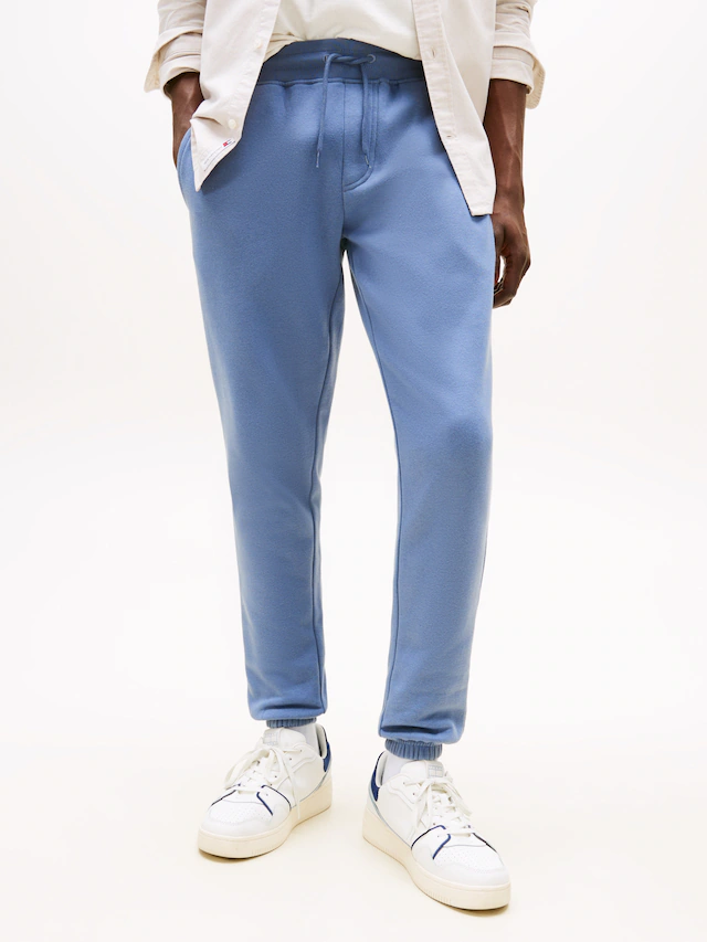 Tommy Jeans Sweathose »TJM SLIM S FLAG SWEATPANT« Mit Kordelzug