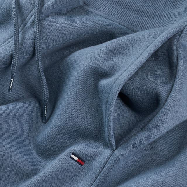 Tommy Jeans Sweathose »TJM SLIM S FLAG SWEATPANT« Mit Kordelzug