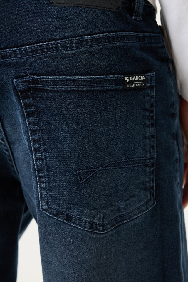 Garcia Straight-Jeans »Ilyano« Etwas niedrigere Leibhöhe