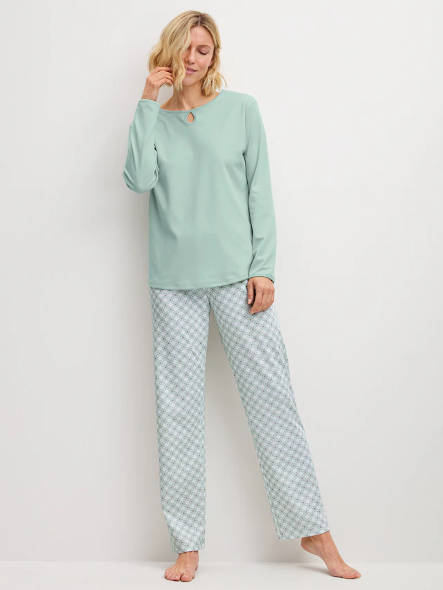 CALIDA Schlafanzug »Sweet Dreams« 2 tlg. lockere Passform, Rundhals, Interlock-Qualität, Langarm, weich