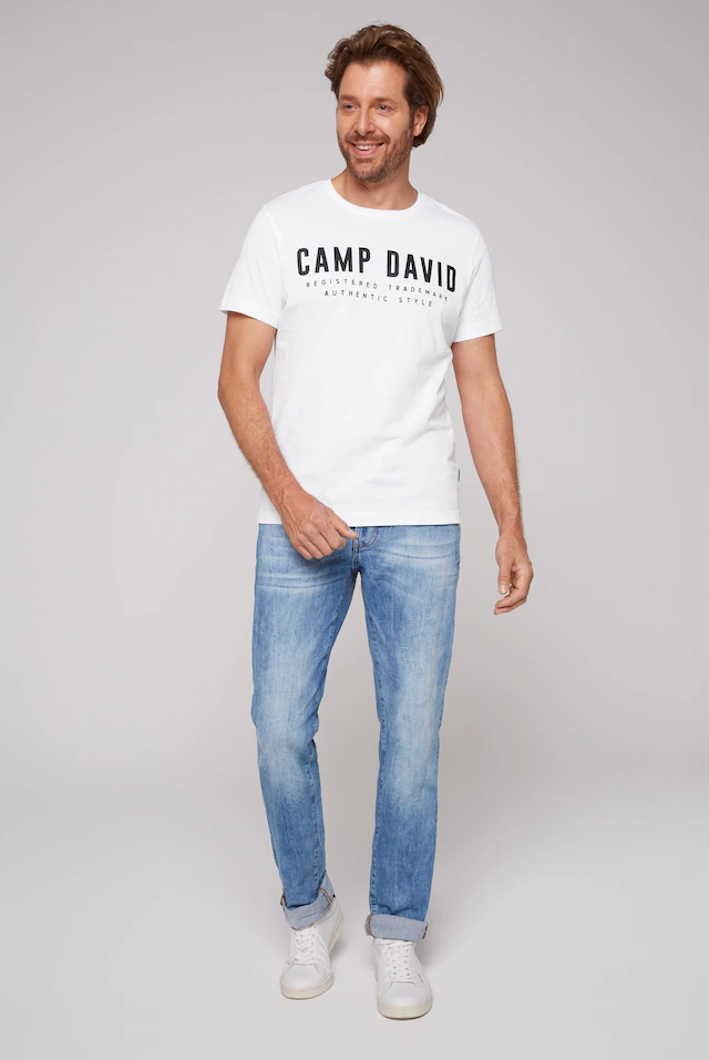 CAMP DAVID T-Shirt mit Logo-Print auf der Vorderseite