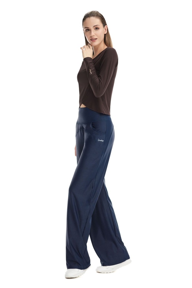 Winshape Langarmshirt »Cropped Functional Light and Soft« Overlap-Applikation