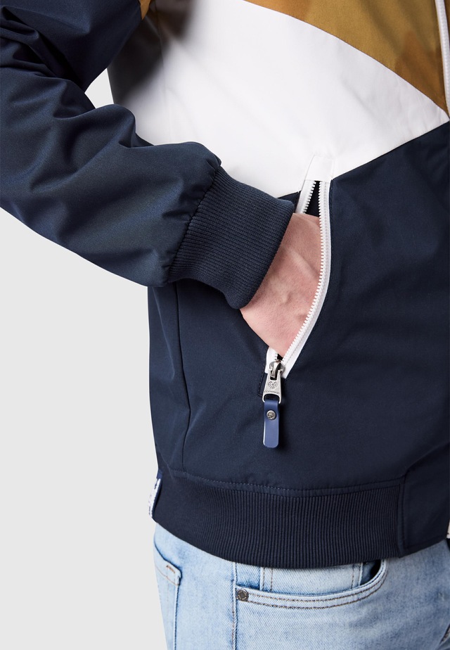 Ragwear Outdoorjacke »Renad« mit Kapuze Ultraleichte wasserdichte Herren Übergangsjacke mit Kapuze