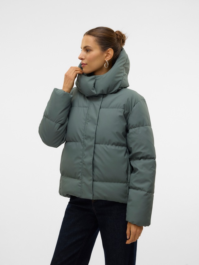 Vero Moda Steppjacke »VMGRETAKYLIE SHORT COATED JACKET NOOS« mit Kapuze Lederimitat
