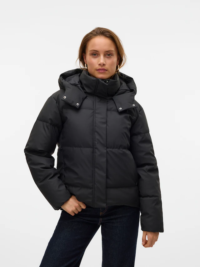 Vero Moda Steppjacke »VMGRETAKYLIE SHORT COATED JACKET NOOS« mit Kapuze Lederimitat