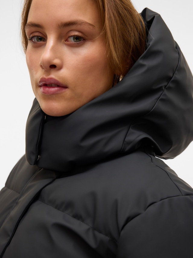 Vero Moda Steppjacke »VMGRETAKYLIE SHORT COATED JACKET NOOS« mit Kapuze Lederimitat