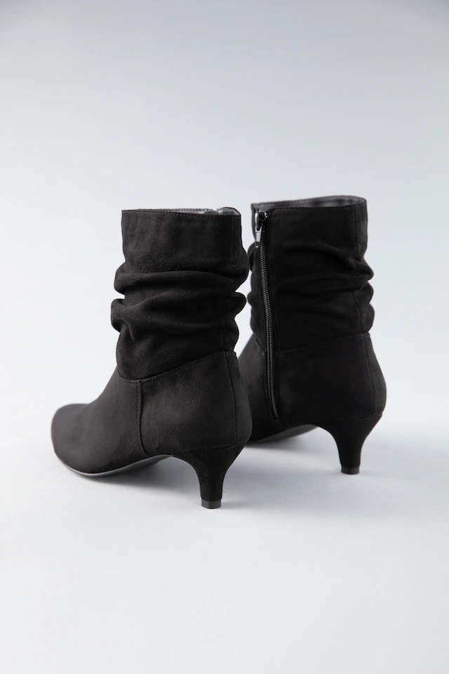 Aniston SHOES Stiefelette Ankleboots mit slouchy Schaft und Reißverschluss
