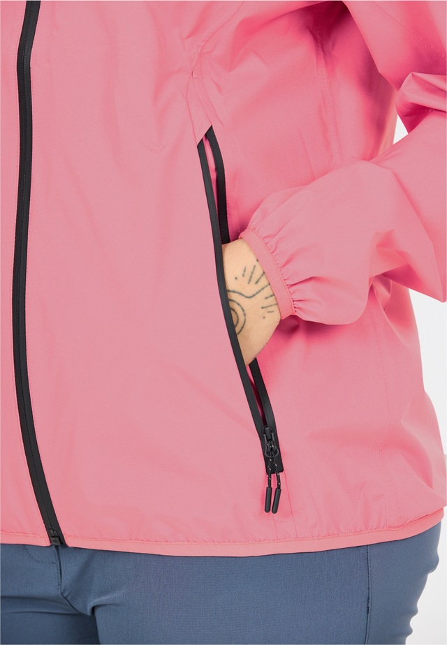 WHISTLER Softshelljacke »Selawik« mit 15.000 mm Wassersäule