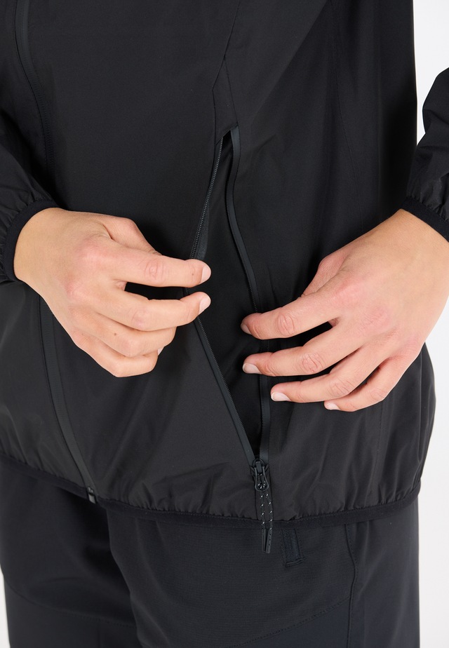 WHISTLER Softshelljacke »Selawik« mit 15.000 mm Wassersäule