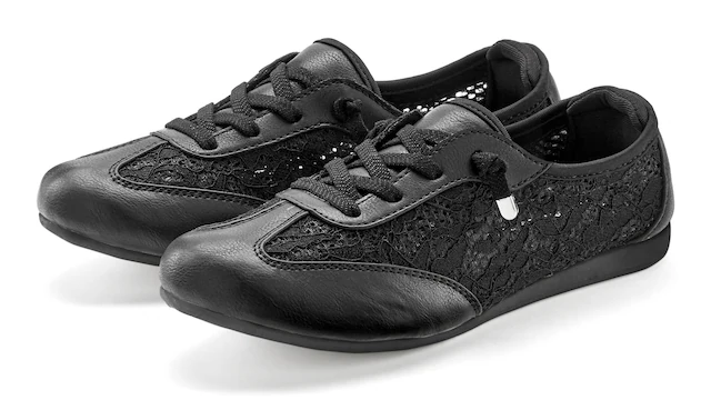 LASCANA Sneaker »Freizeitschuh, Halbschuh, Slip-On-Sneaker,« mit modischen Spitzendetails & herausnehmbarer Innensohle VEGAN
