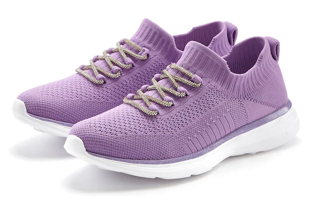 LASCANA Sneaker »Slip-On-Sneaker, Slipper, Freizeitschuh,« mit modischer Glitzerschnürung VEGAN