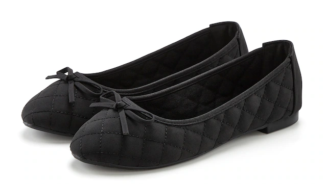 LASCANA Ballerina »Slipper, Schlüpfschuh, Freizeitschuh, Slip-On-Sneaker,« mit eleganter Schleifenapplikation VEGAN