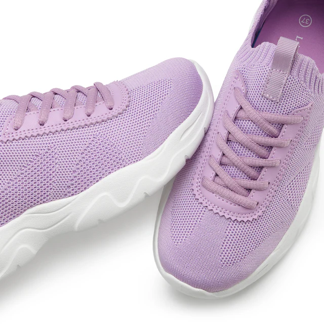 LASCANA ACTIVE Sneaker »Turnschuhe,« ultraleicht und bequem zum Reinschlüpfen mit Zierschnürung VEGAN