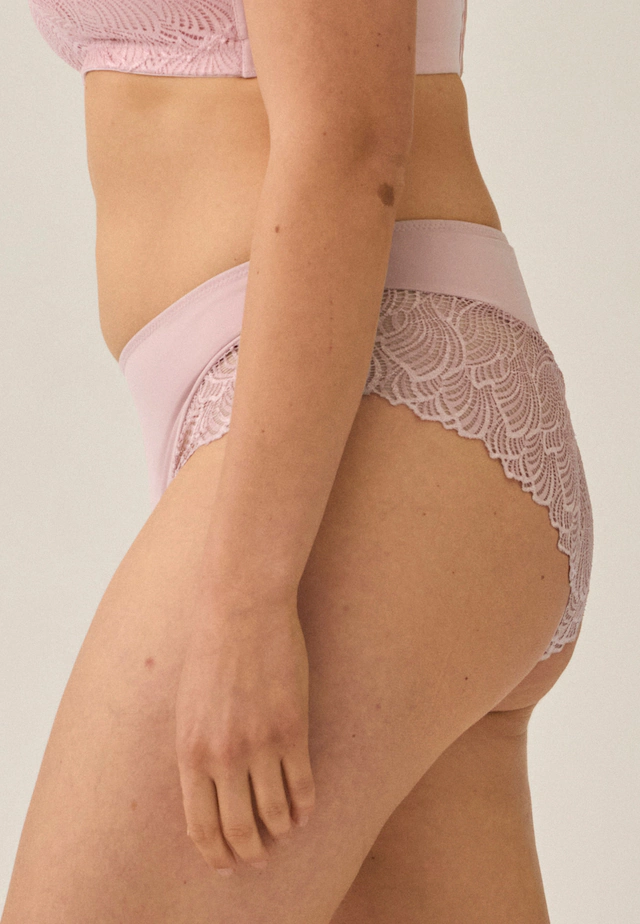 Naturana Hipster »The Friday« mit Spitze, feminin, eng, bequem, elastisch, hüfthoch geschnitten