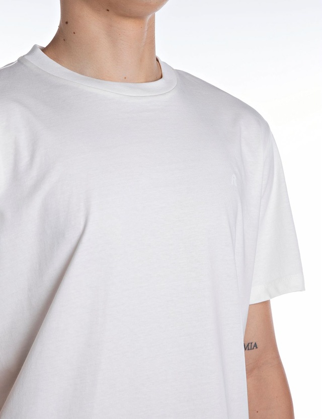 Replay T-Shirt »mit Logostickerei auf der Brust«