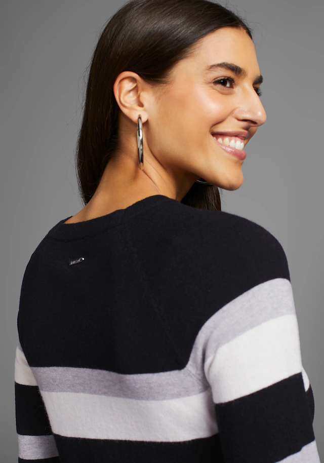 Laura Scott Strickkleid in figurnaher Form mit Zierstreifen