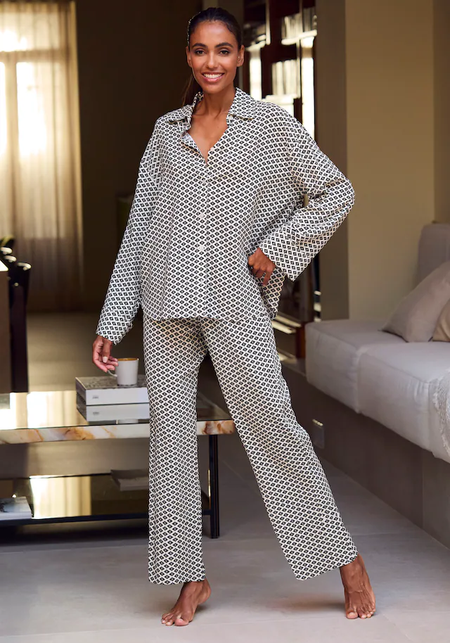 LASCANA Pyjamaoberteil mit edlem Allover-Druck